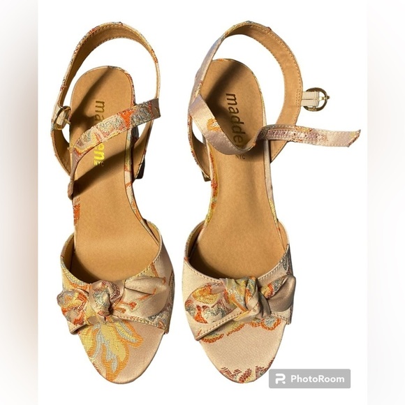 Madden NYC heeled sandals Size 6.5 - Picture 3 of 7